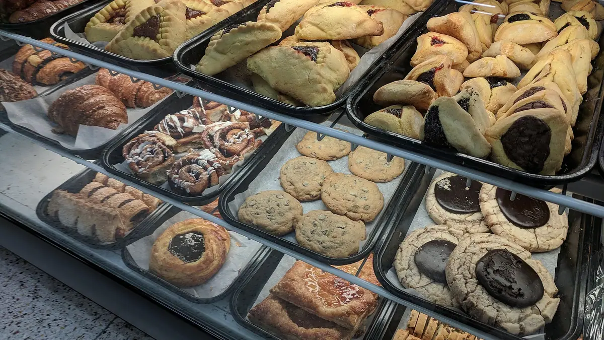 Ross Bakery – bakery in Gilcomston, Aberdeen